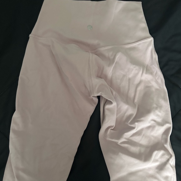 Lululemon Pink Capri Leggings - Picture 5 of 6